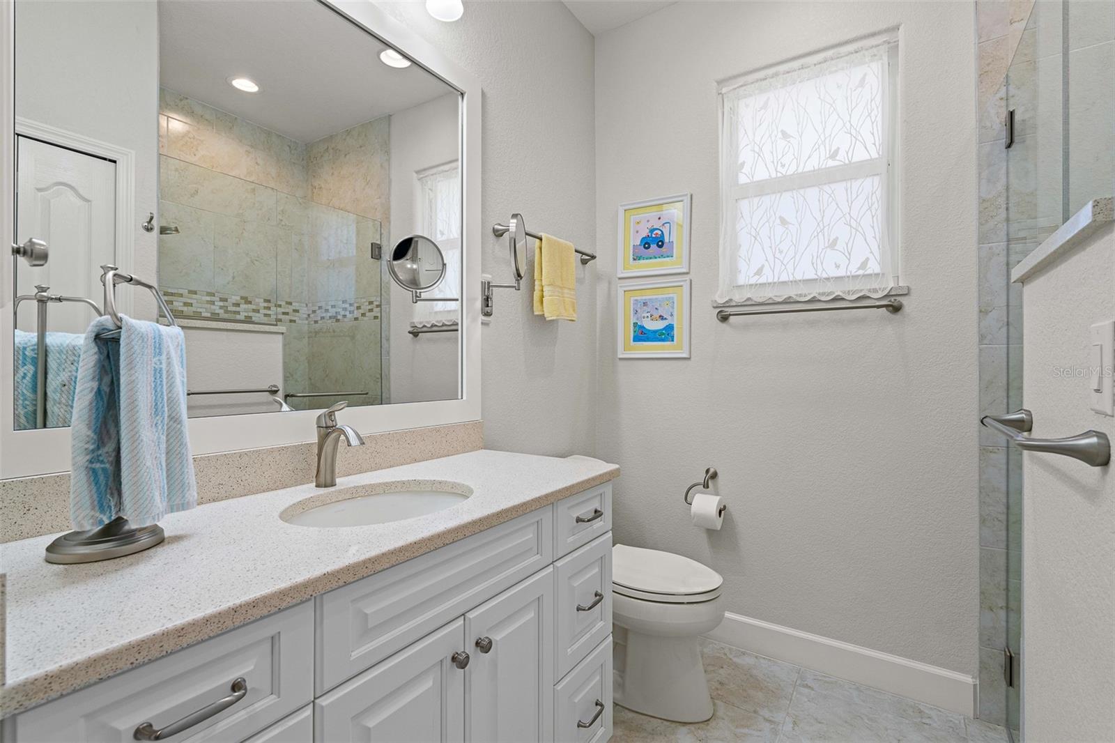 566 PORT BENDRES DR, PUNTA GORDA, FL, 33950