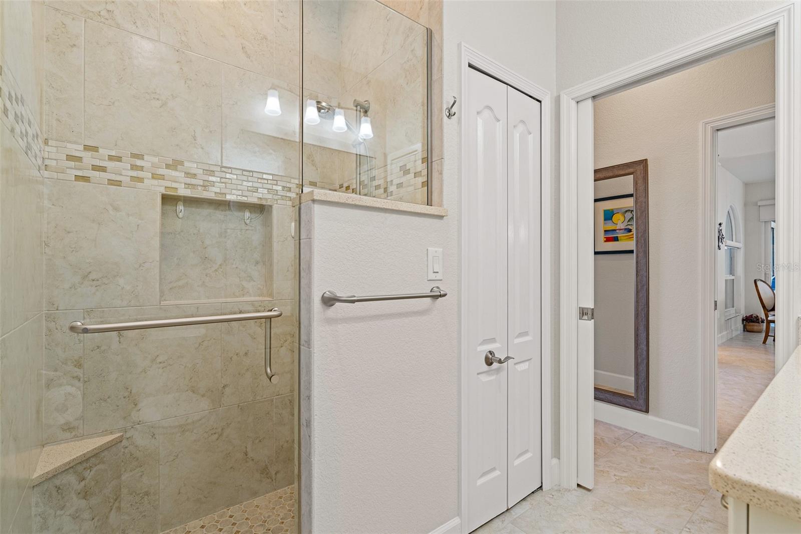 566 PORT BENDRES DR, PUNTA GORDA, FL, 33950