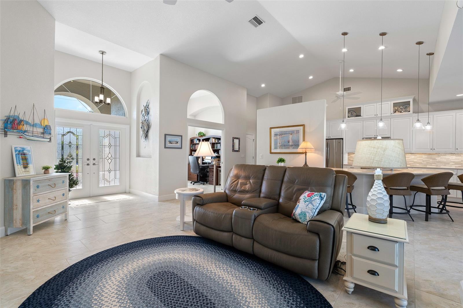 566 PORT BENDRES DR, PUNTA GORDA, FL, 33950