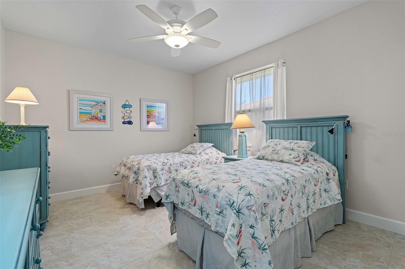 566 PORT BENDRES DR, PUNTA GORDA, FL, 33950