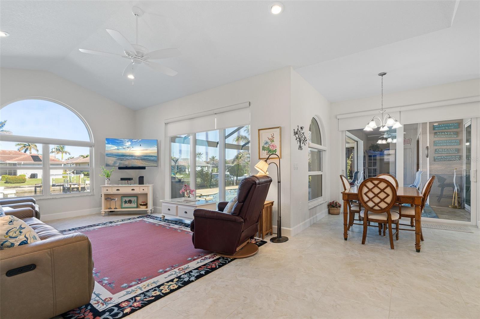 566 PORT BENDRES DR, PUNTA GORDA, FL, 33950