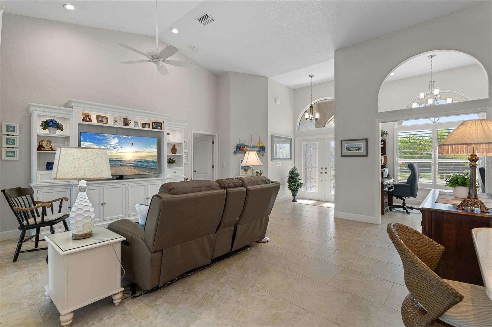 566 PORT BENDRES DR, PUNTA GORDA, FL, 33950