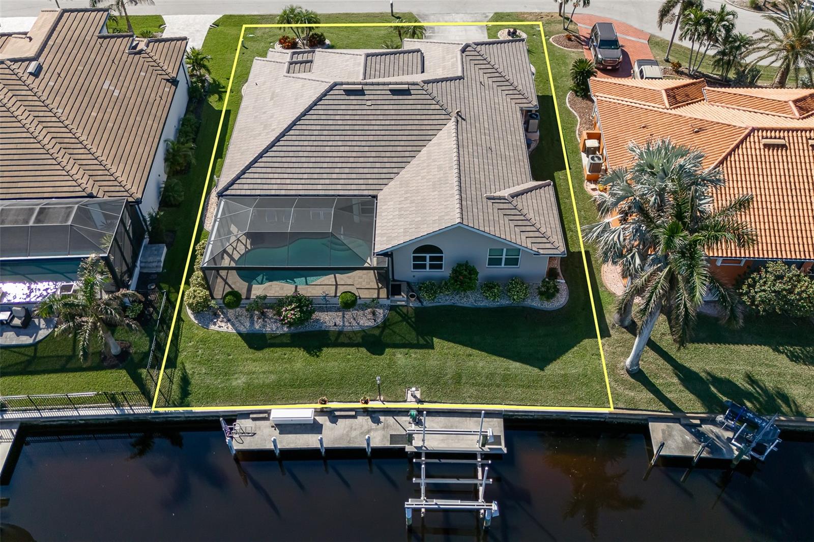 566 PORT BENDRES DR, PUNTA GORDA, FL, 33950