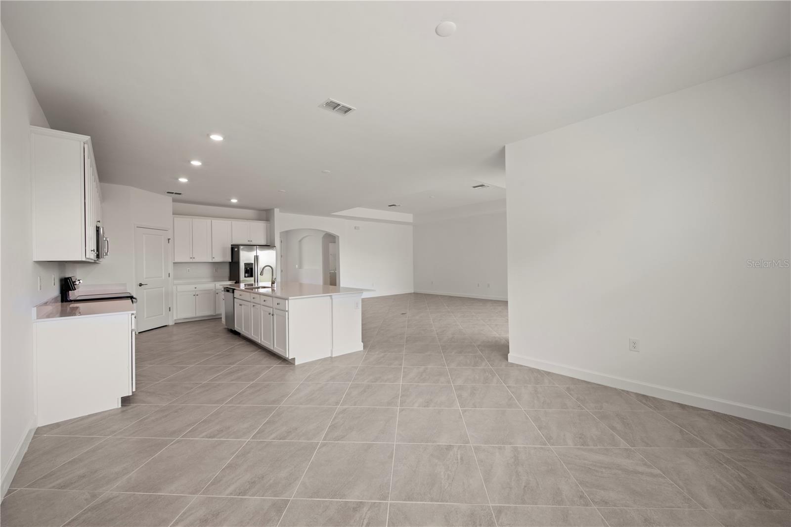 17357 COMINGO LN, PUNTA GORDA, FL, 33955