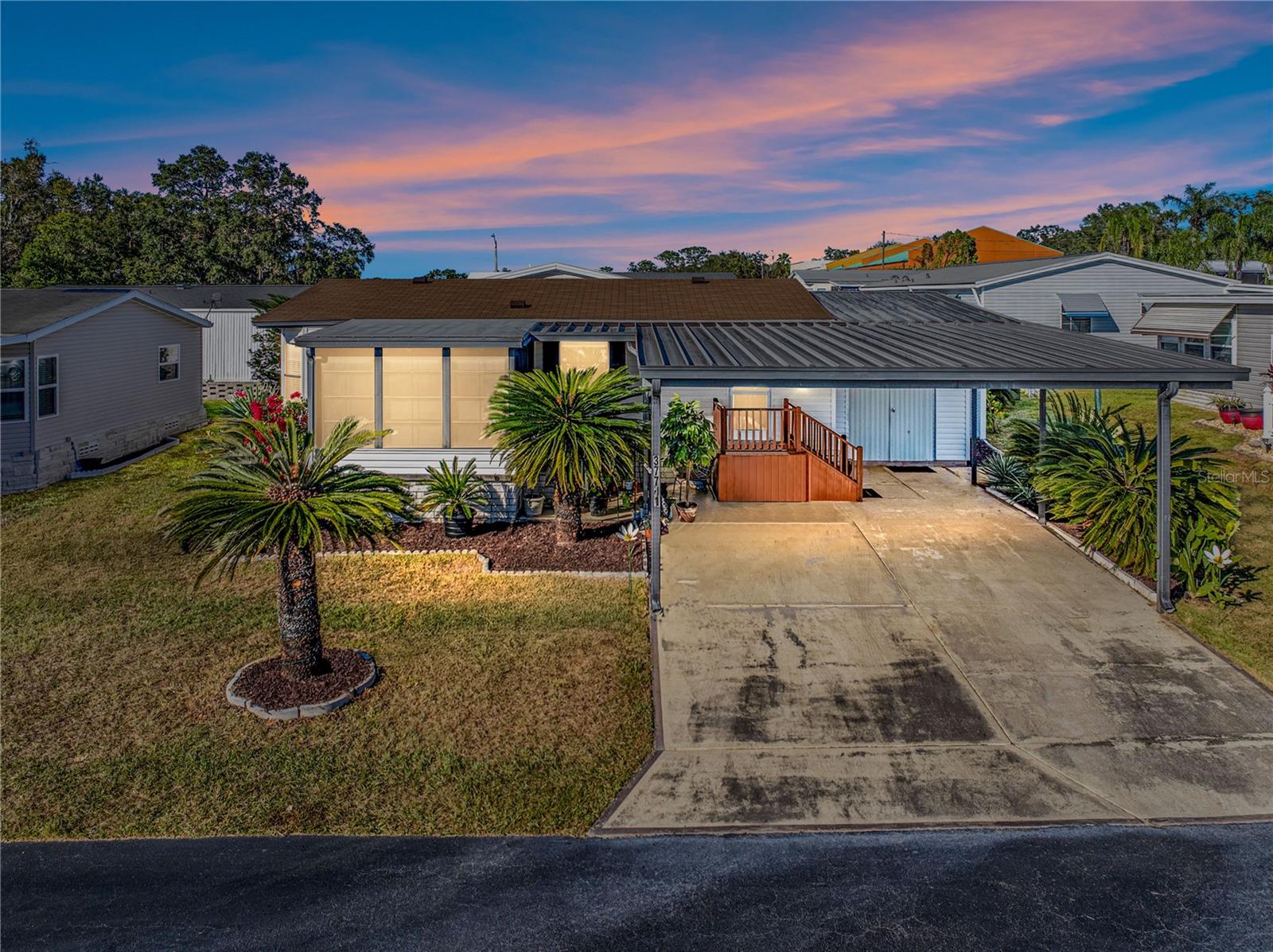37701 RIO LN, ZEPHYRHILLS, FL, 33541