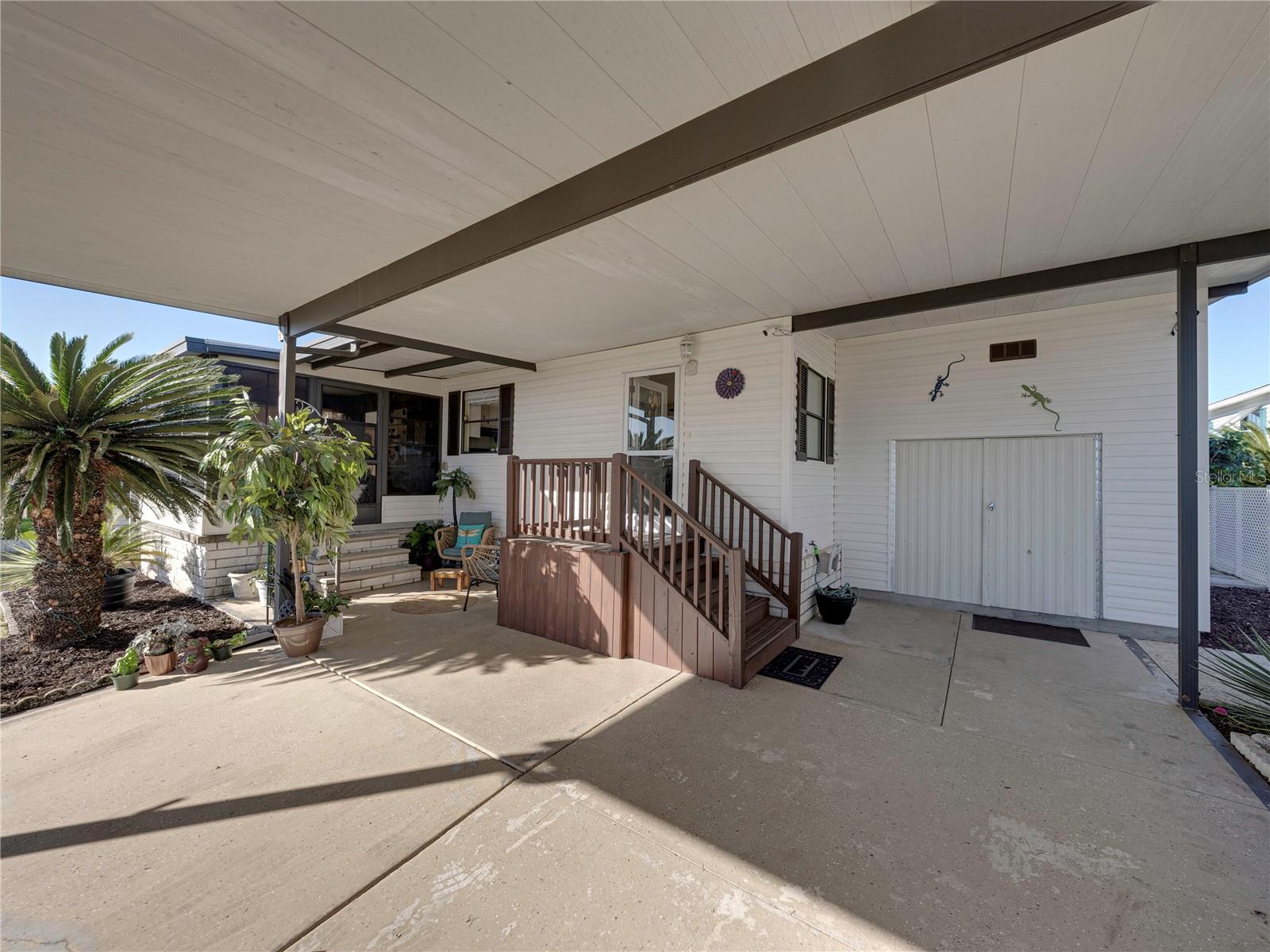 37701 RIO LN, ZEPHYRHILLS, FL, 33541
