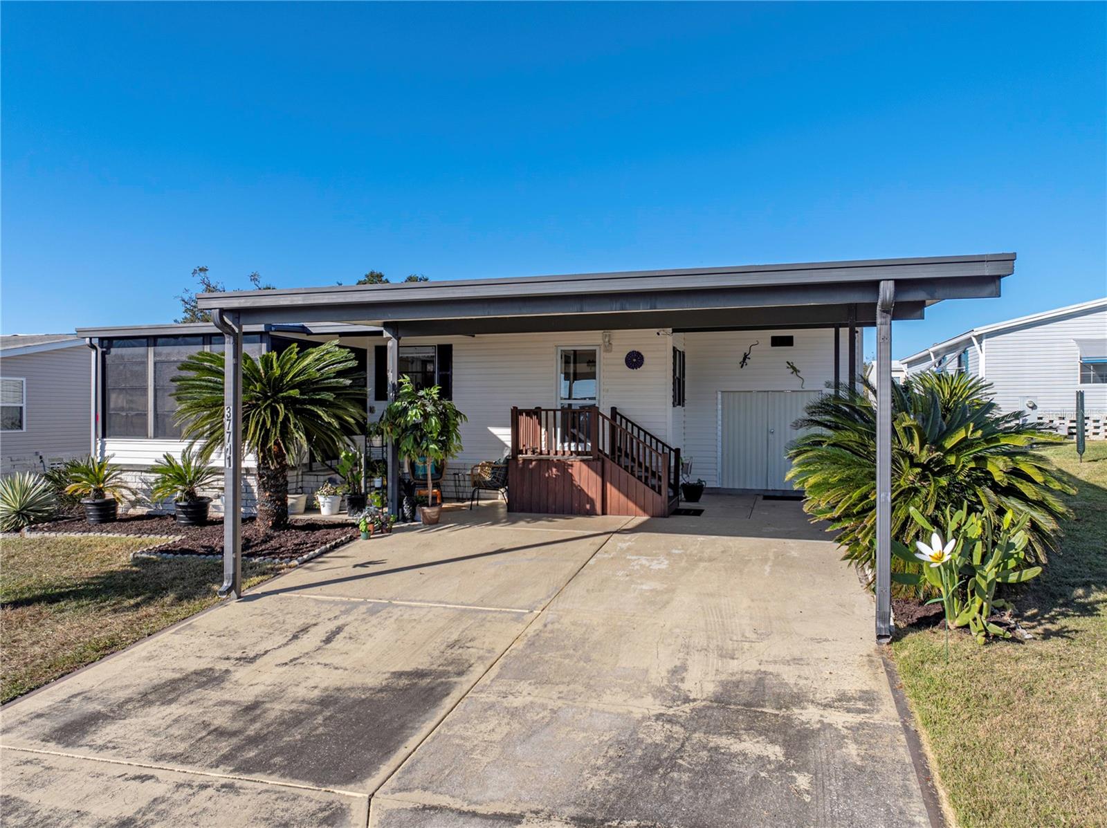 37701 RIO LN, ZEPHYRHILLS, FL, 33541