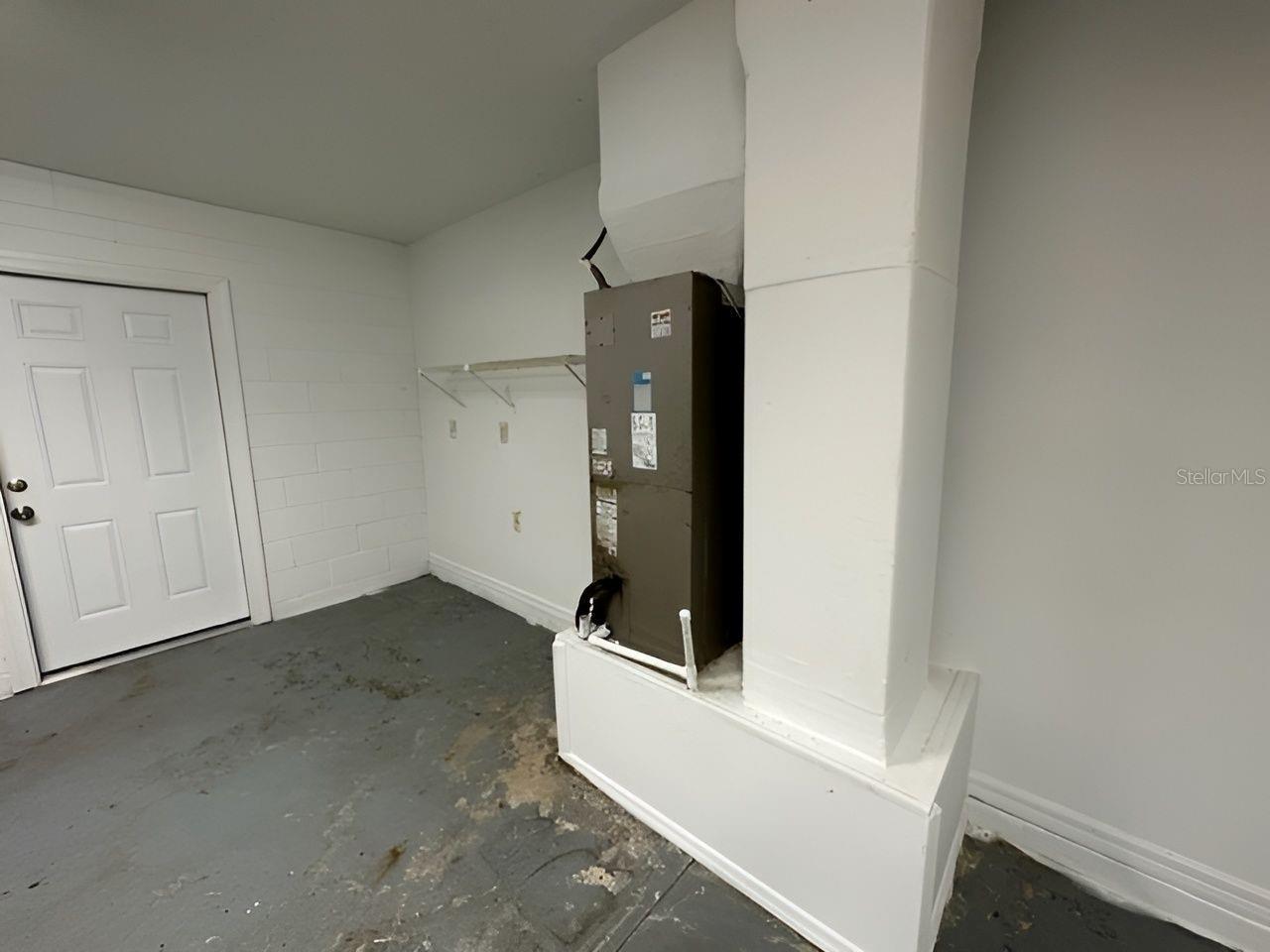 33042 LAKE BEND CIR, LEESBURG, FL, 34788