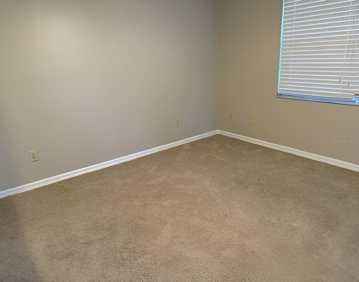 33042 LAKE BEND CIR, LEESBURG, FL, 34788