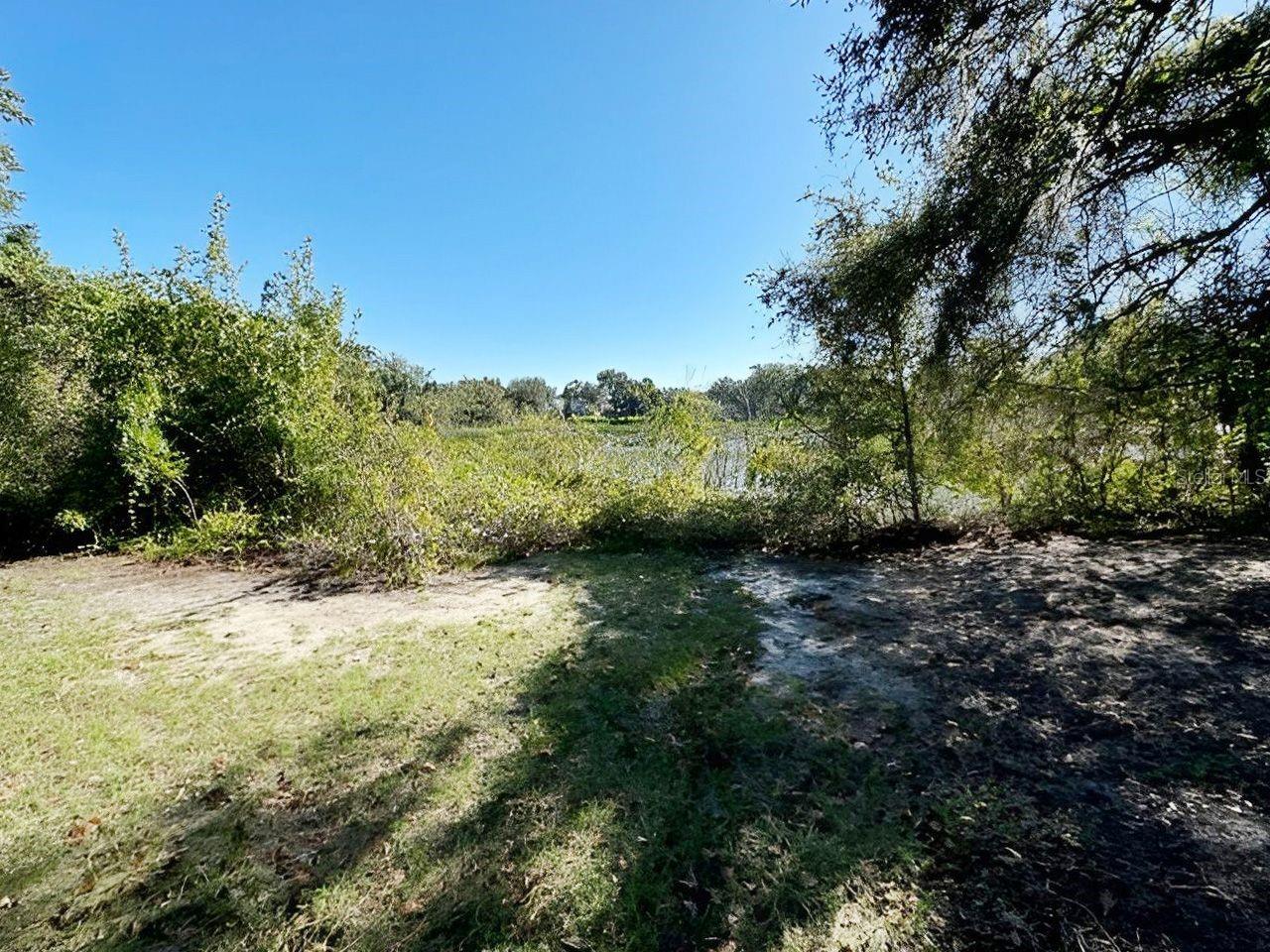 33042 LAKE BEND CIR, LEESBURG, FL, 34788