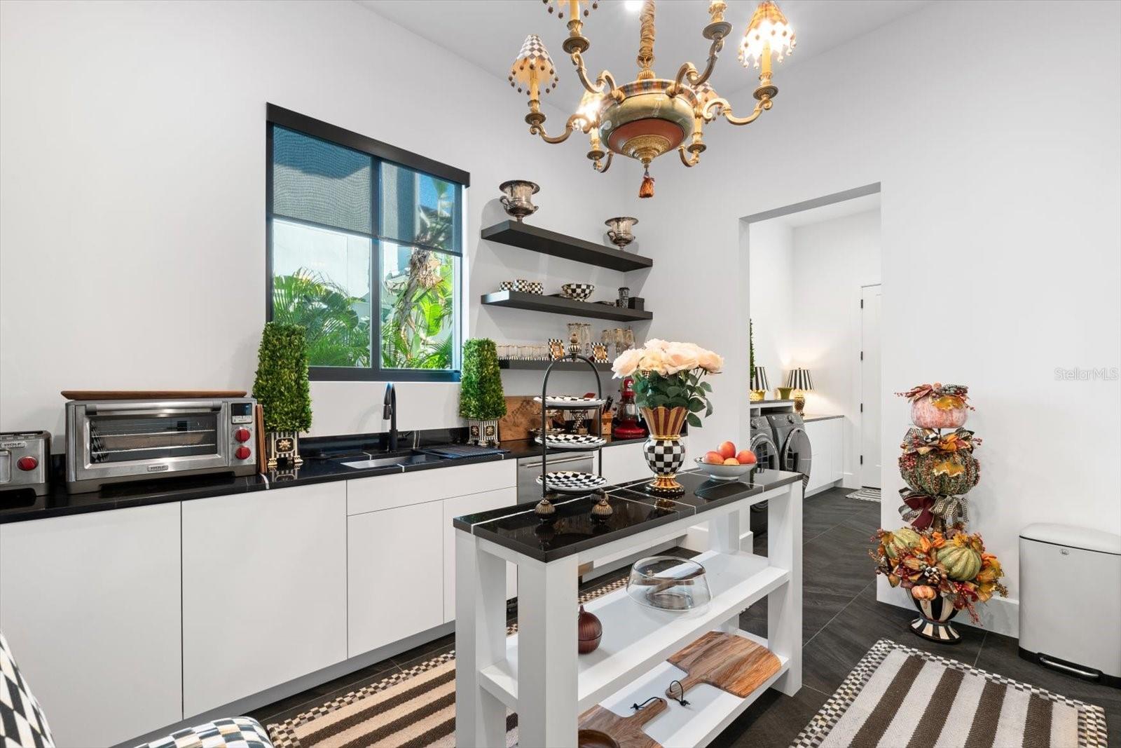 4213 W CULBREATH AVE, TAMPA, FL, 33609