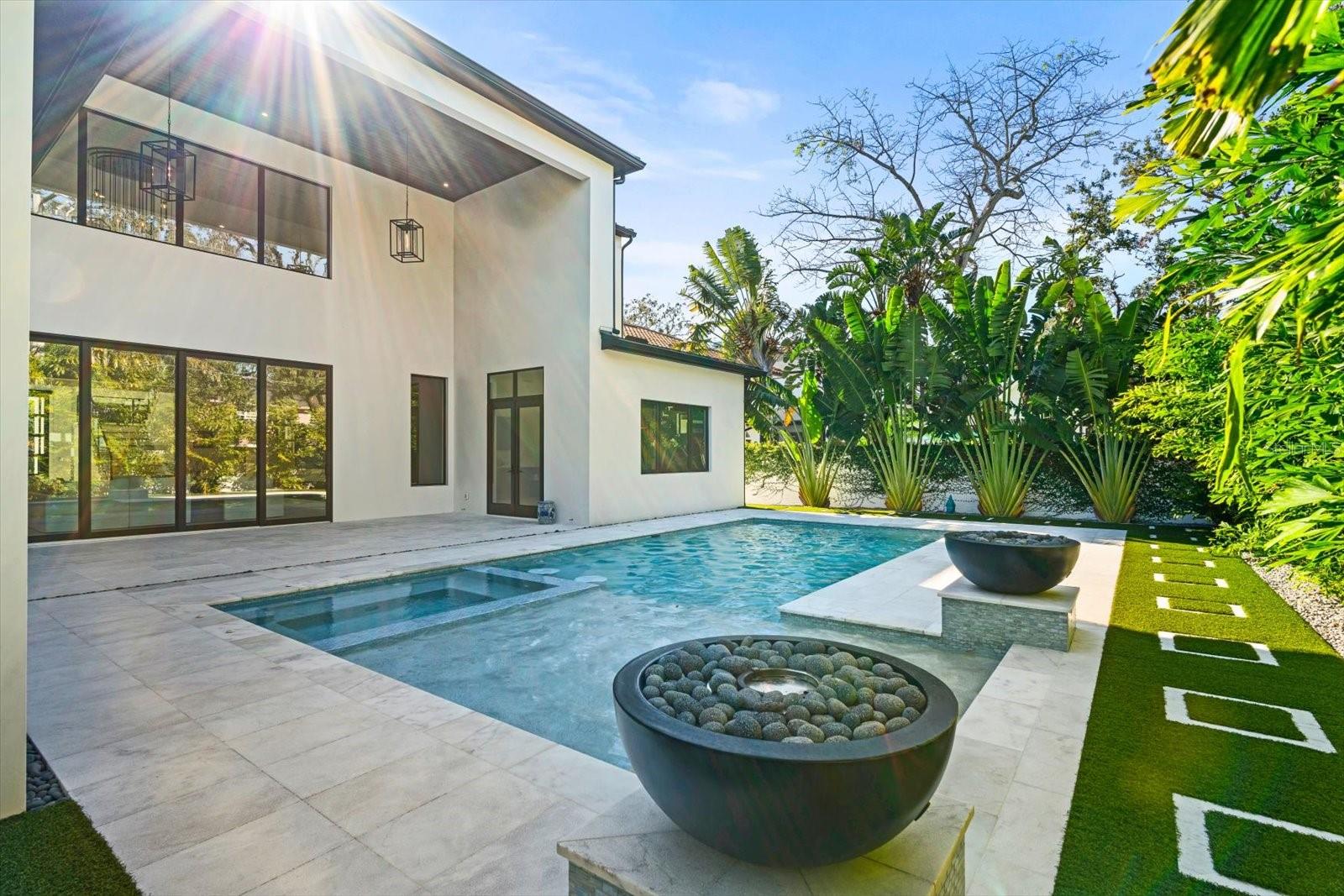 4213 W CULBREATH AVE, TAMPA, FL, 33609