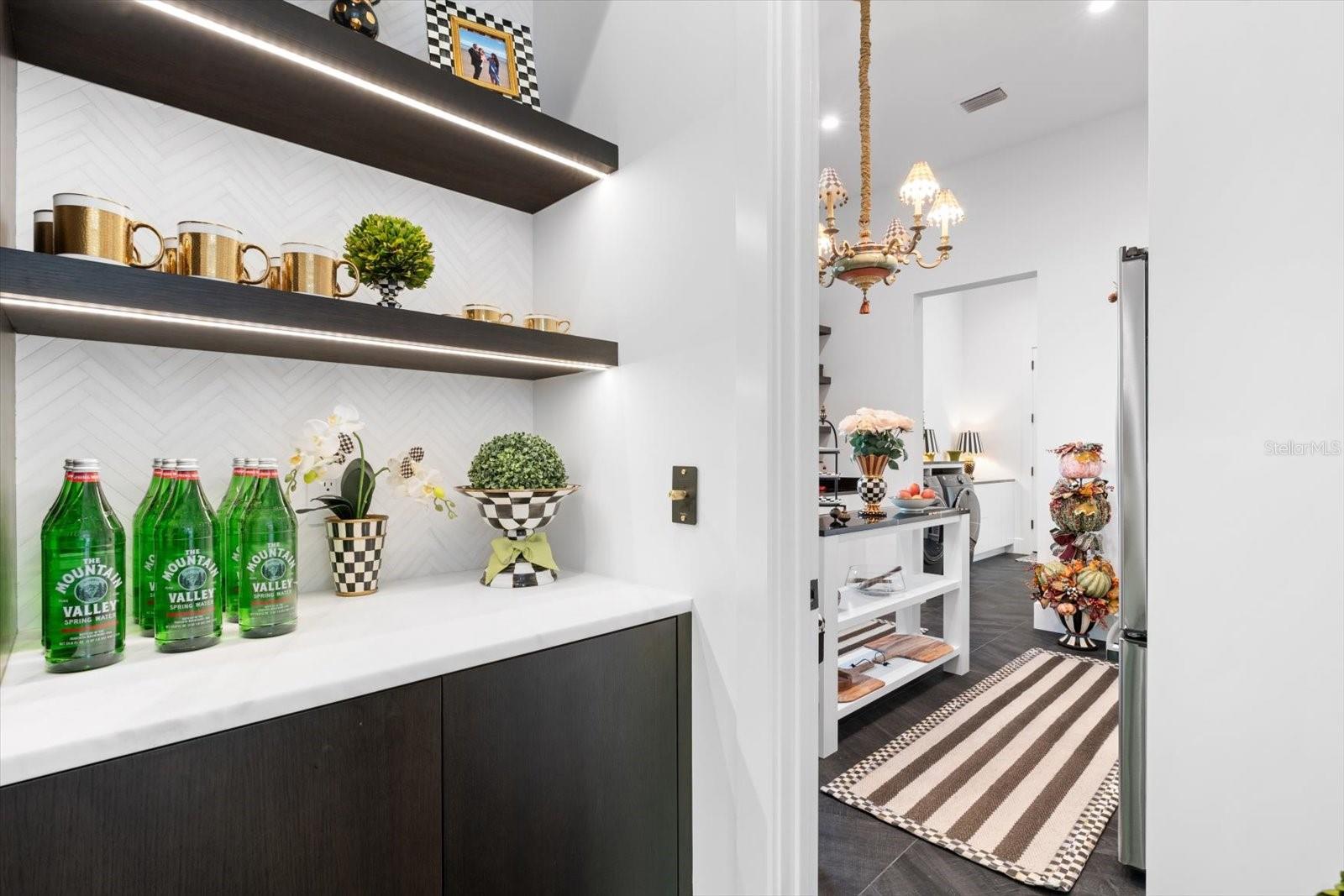 4213 W CULBREATH AVE, TAMPA, FL, 33609
