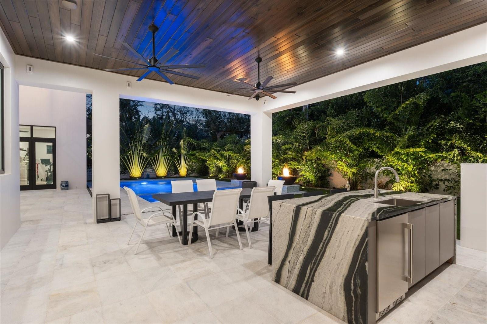 4213 W CULBREATH AVE, TAMPA, FL, 33609