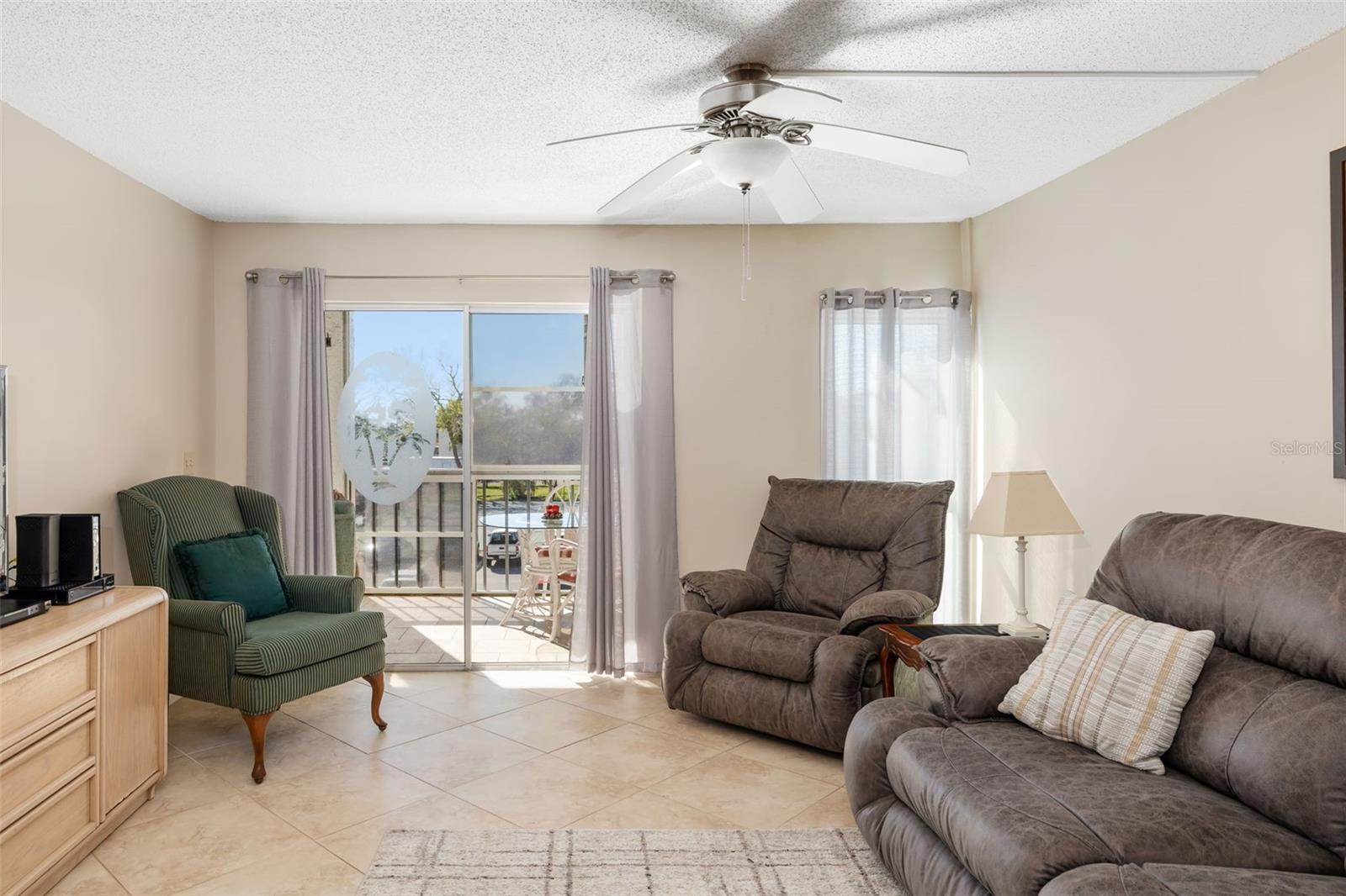 4900 38TH WAY S #305, ST PETERSBURG, FL, 33711