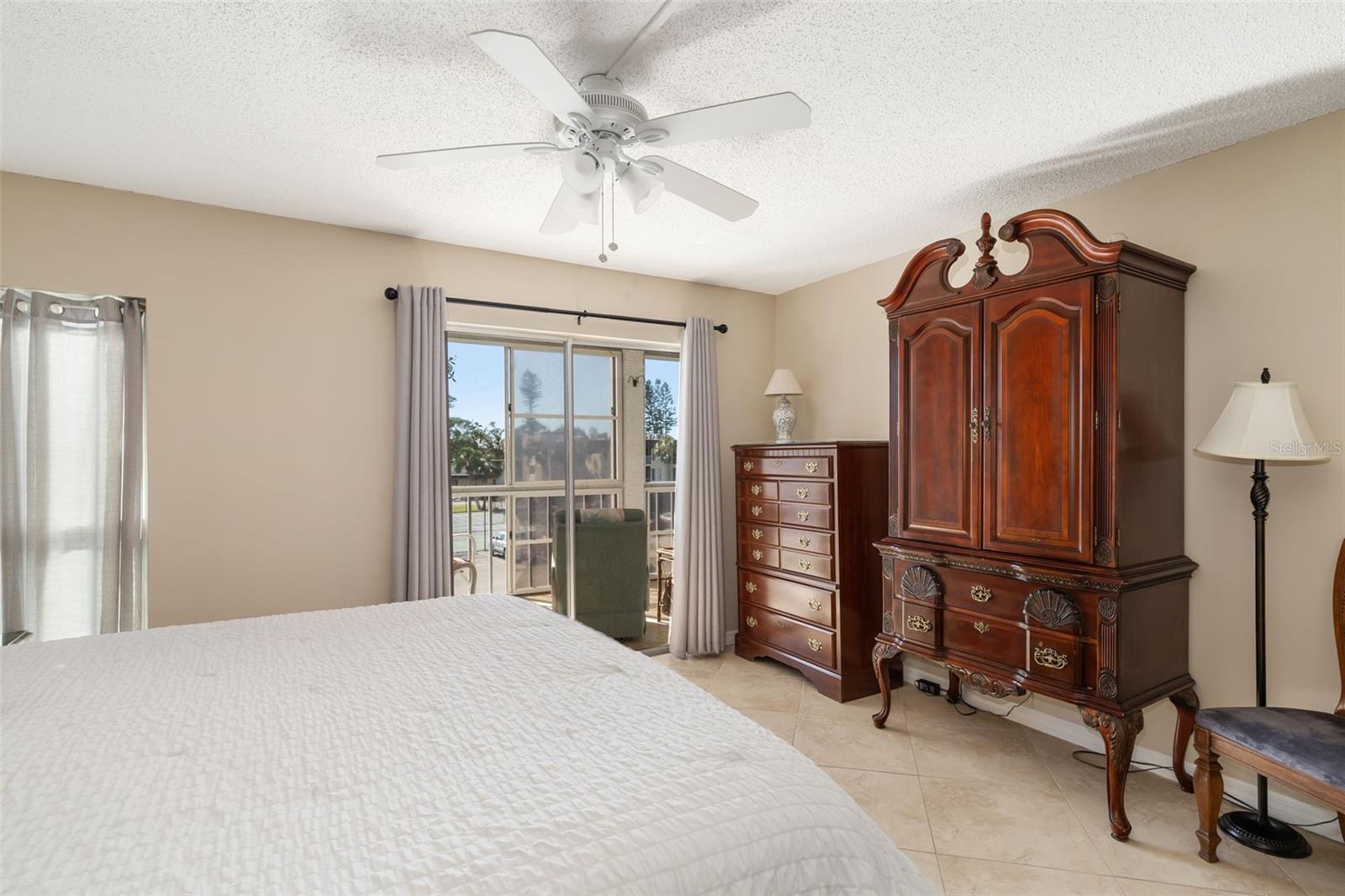 4900 38TH WAY S #305, ST PETERSBURG, FL, 33711