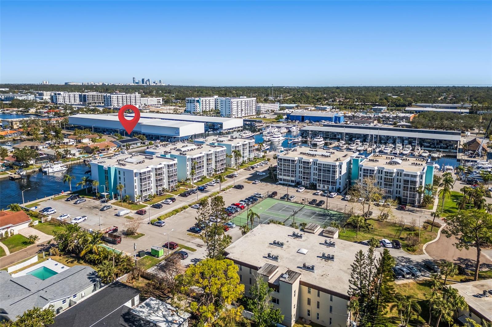 4900 38TH WAY S #305, ST PETERSBURG, FL, 33711