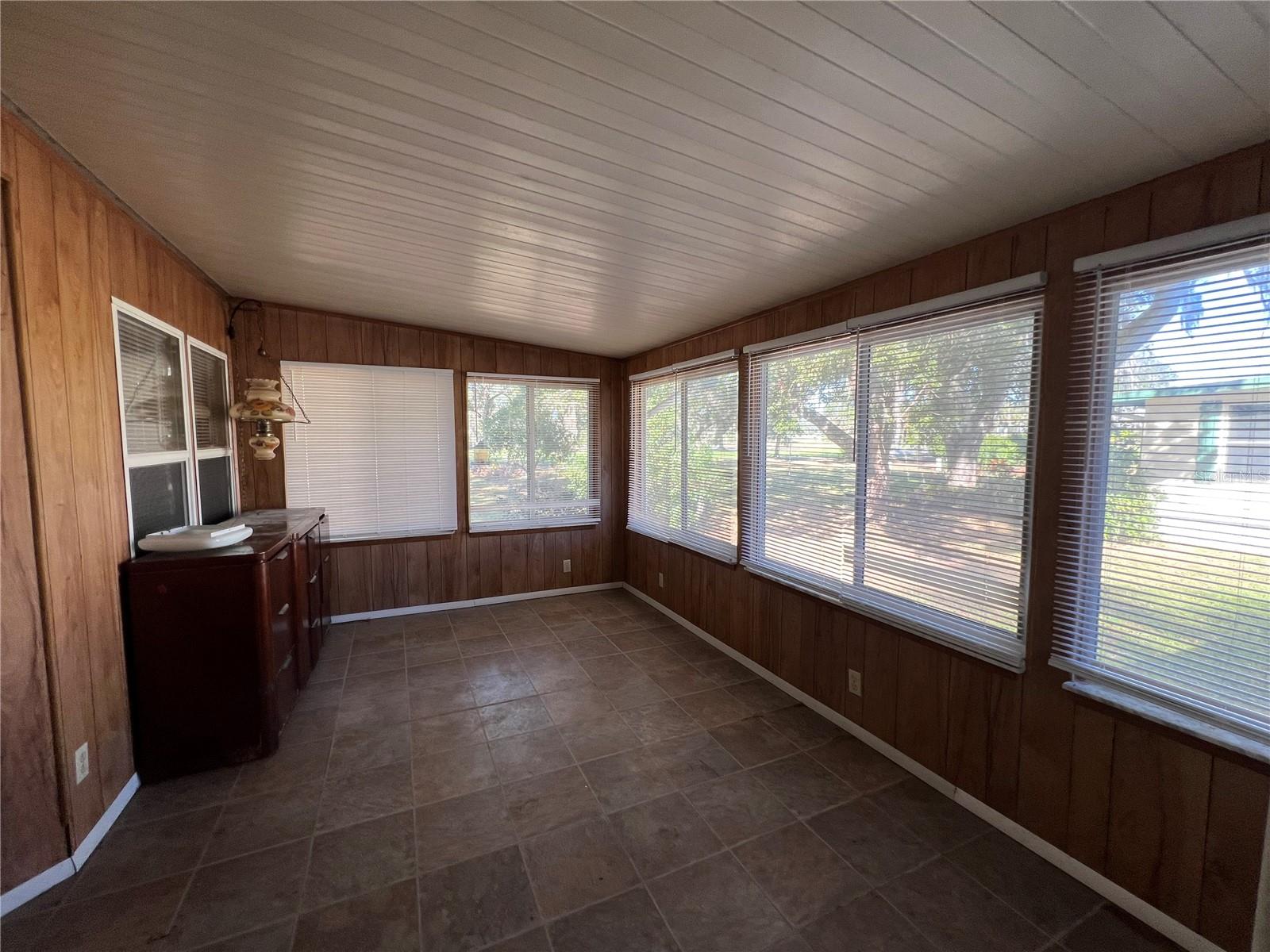 79 N BOBWHITE RD, WILDWOOD, FL, 34785