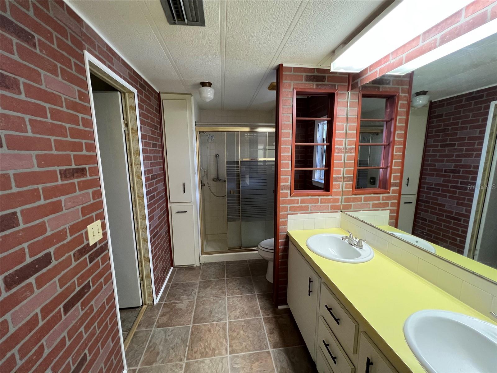 79 N BOBWHITE RD, WILDWOOD, FL, 34785