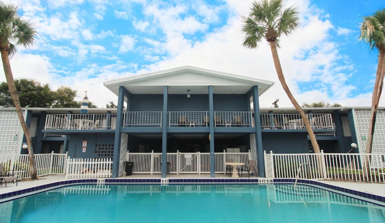 3001 BEE RIDGE RD #206, SARASOTA, FL, 34239
