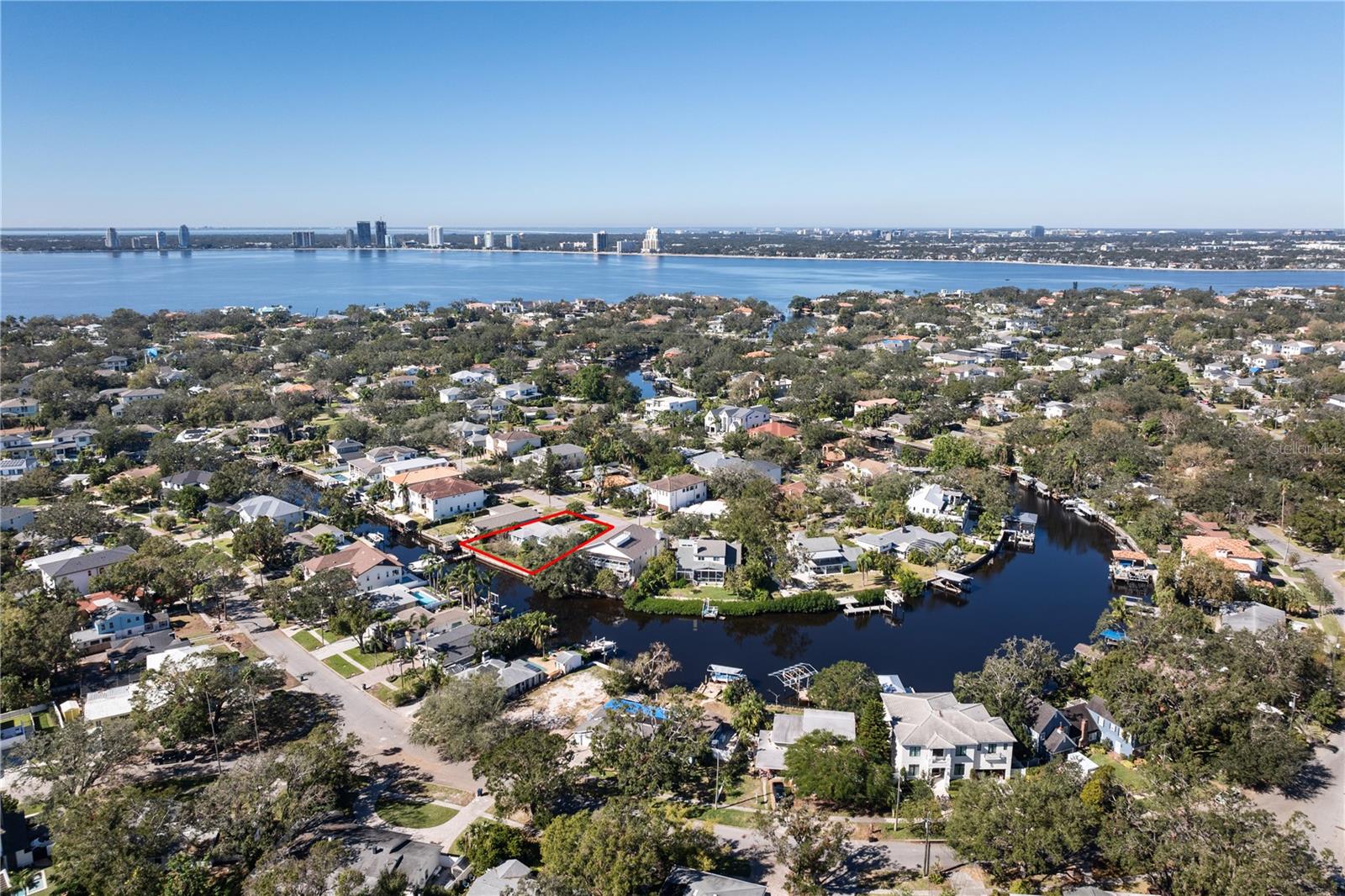 545 SUWANEE CIR, TAMPA, FL, 33606