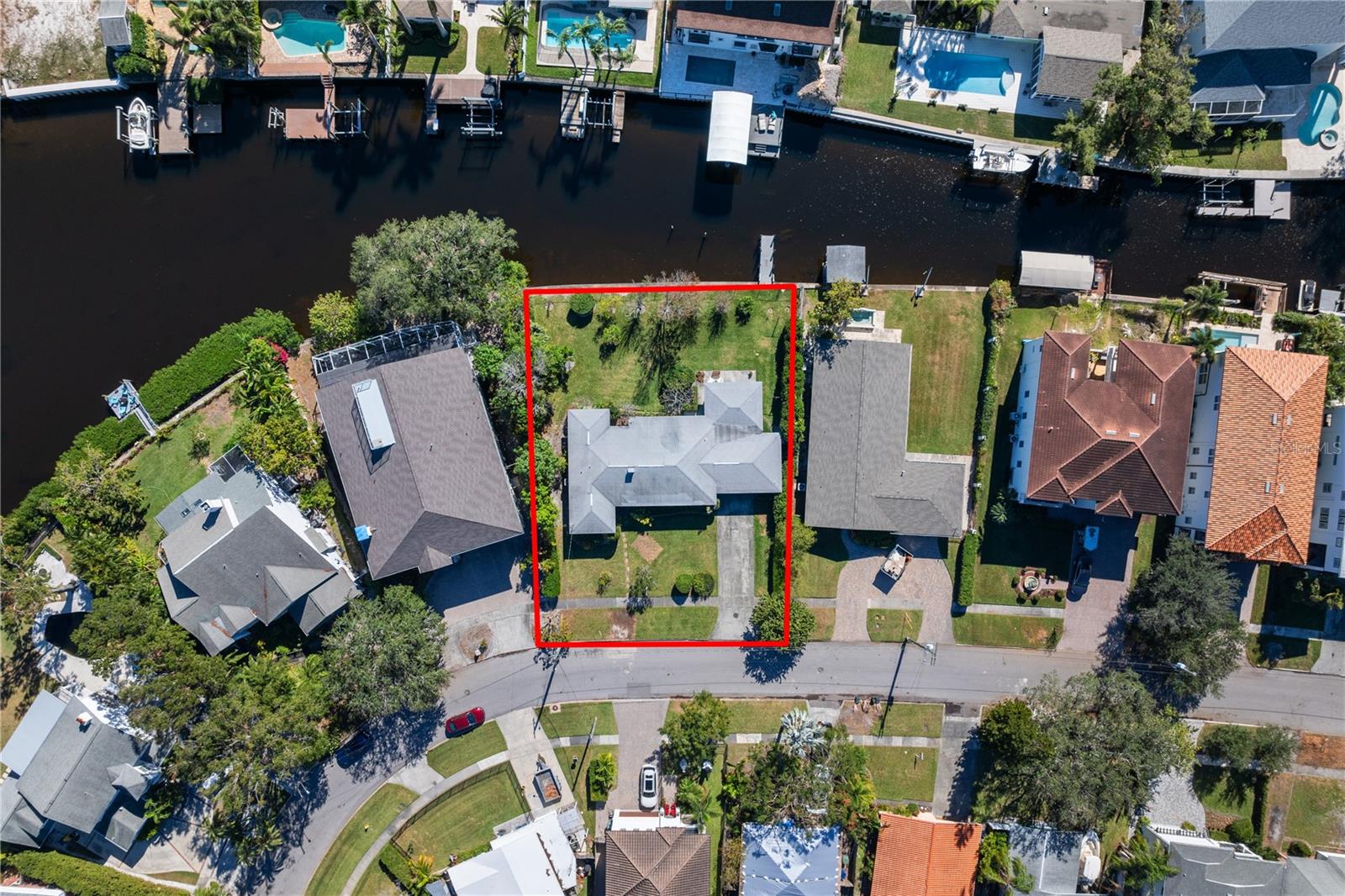 545 SUWANEE CIR, TAMPA, FL, 33606