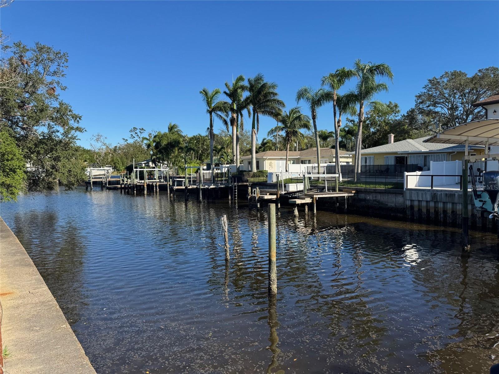 545 SUWANEE CIR, TAMPA, FL, 33606