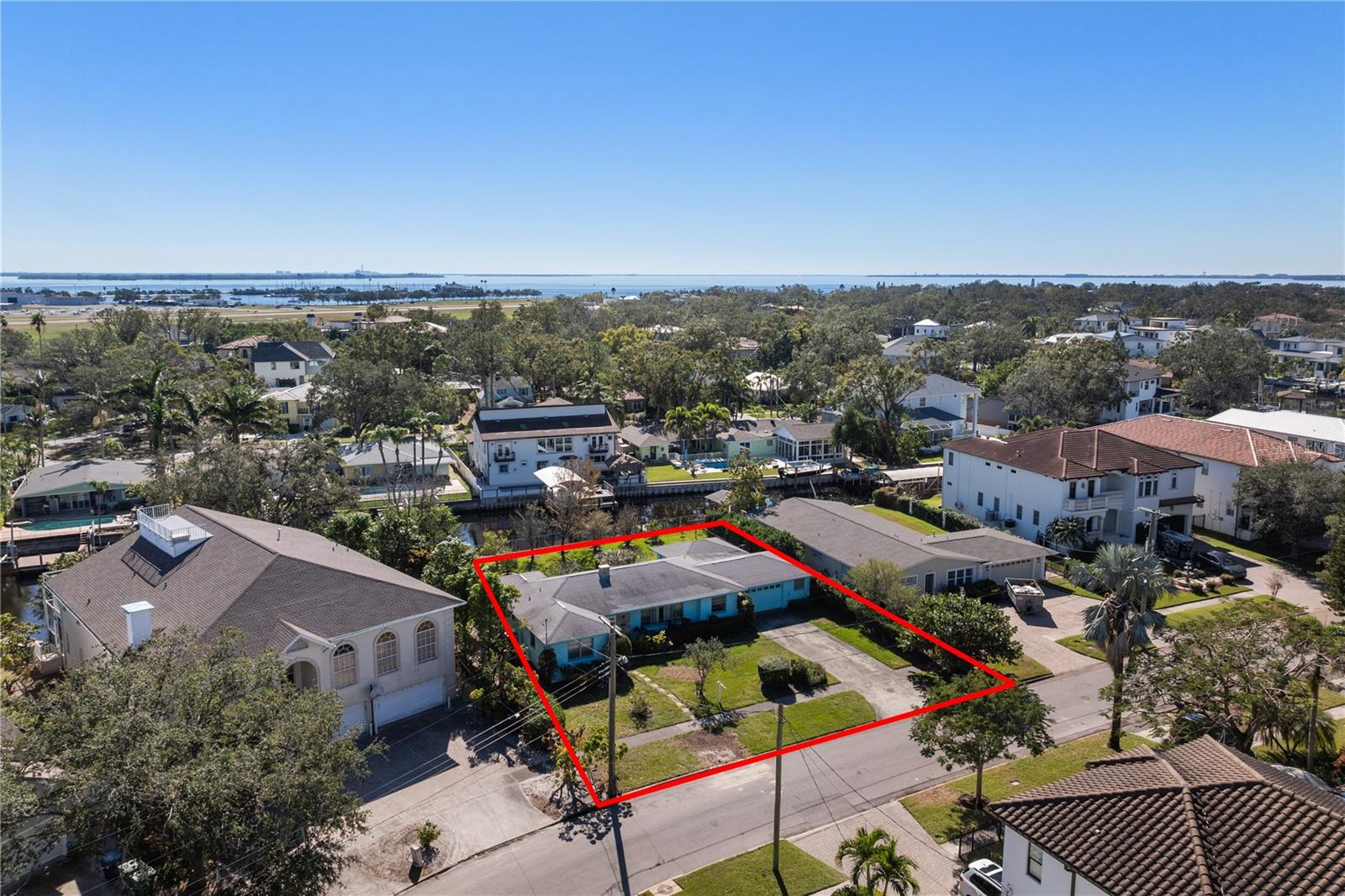 545 SUWANEE CIR, TAMPA, FL, 33606