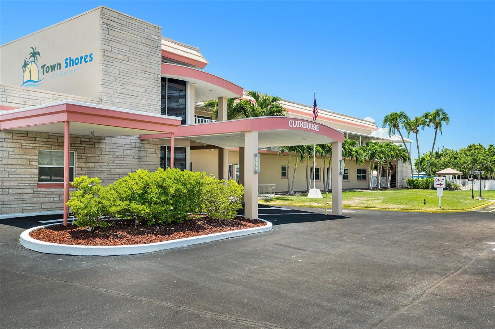 2960 59TH ST S #411, GULFPORT, FL, 33707