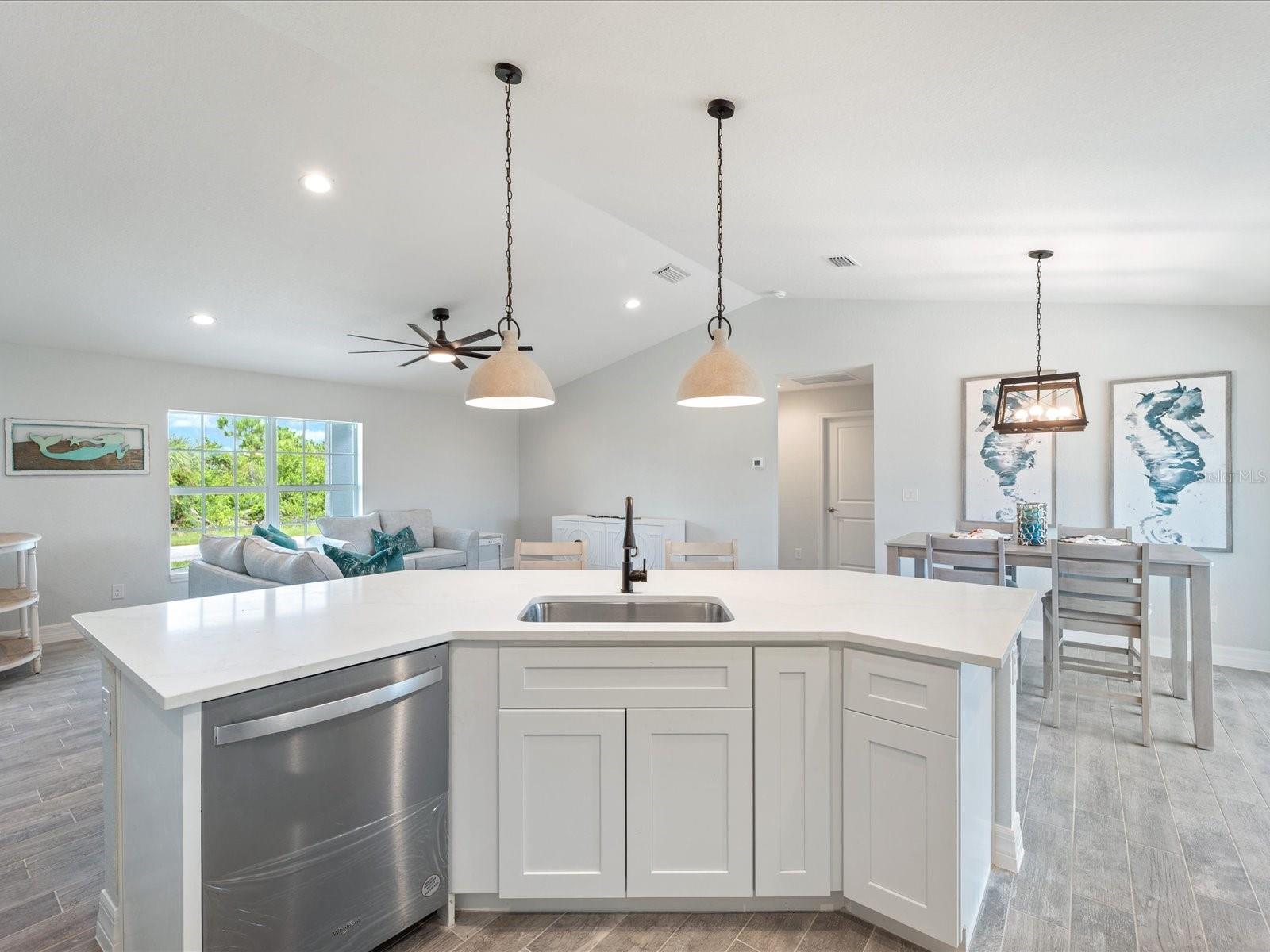 13541 JERONIMO LN, PORT CHARLOTTE, FL, 33981