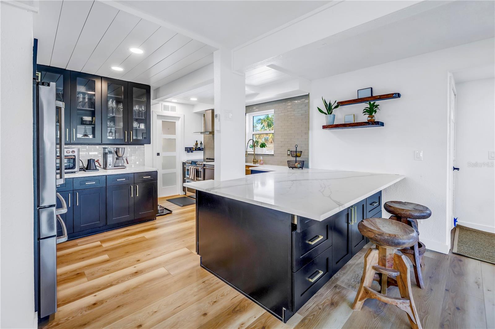 12016 LAGOON LN, TREASURE ISLAND, FL, 33706