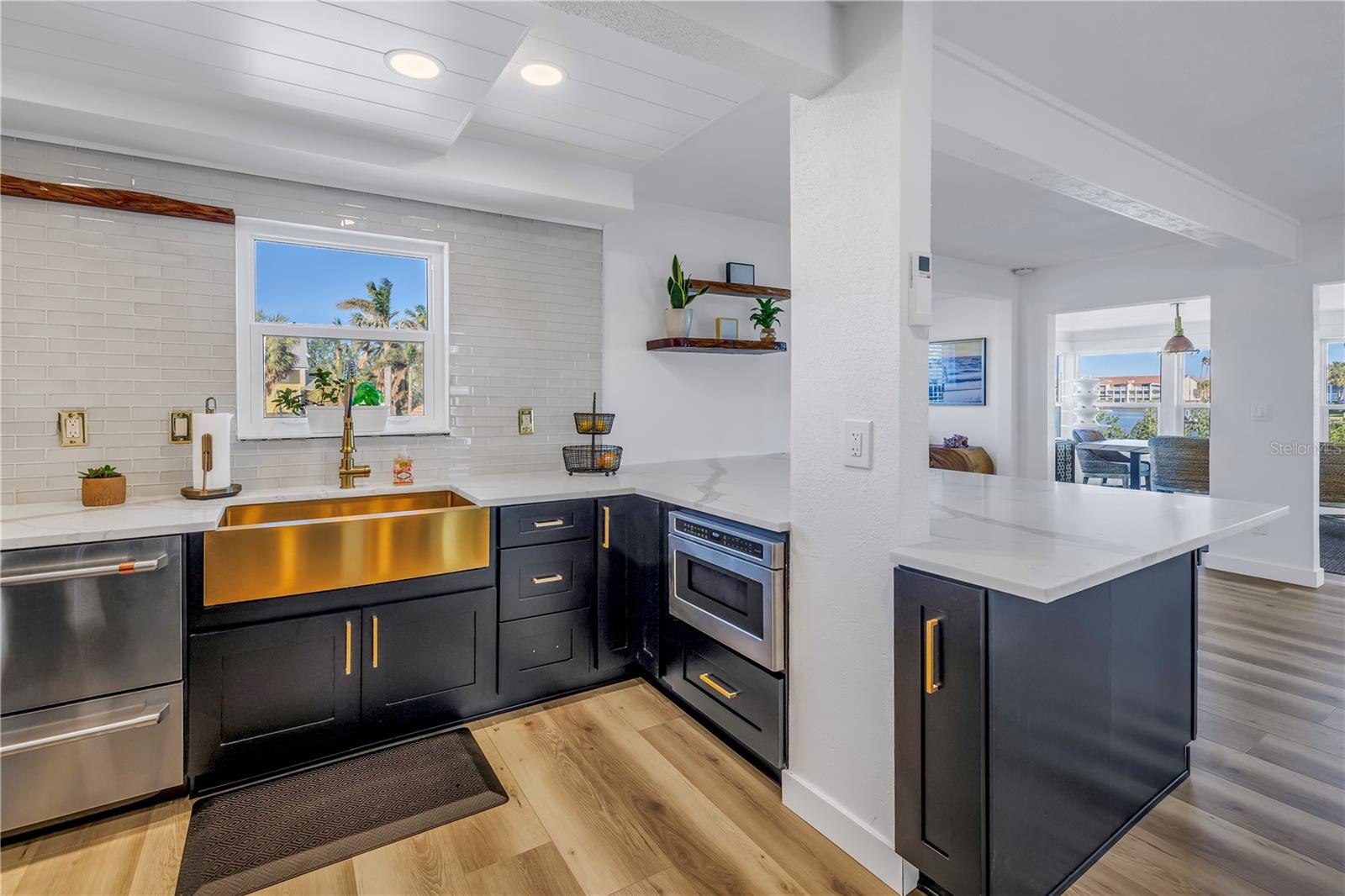 12016 LAGOON LN, TREASURE ISLAND, FL, 33706