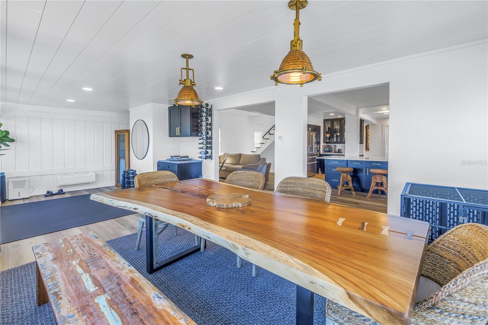 12016 LAGOON LN, TREASURE ISLAND, FL, 33706