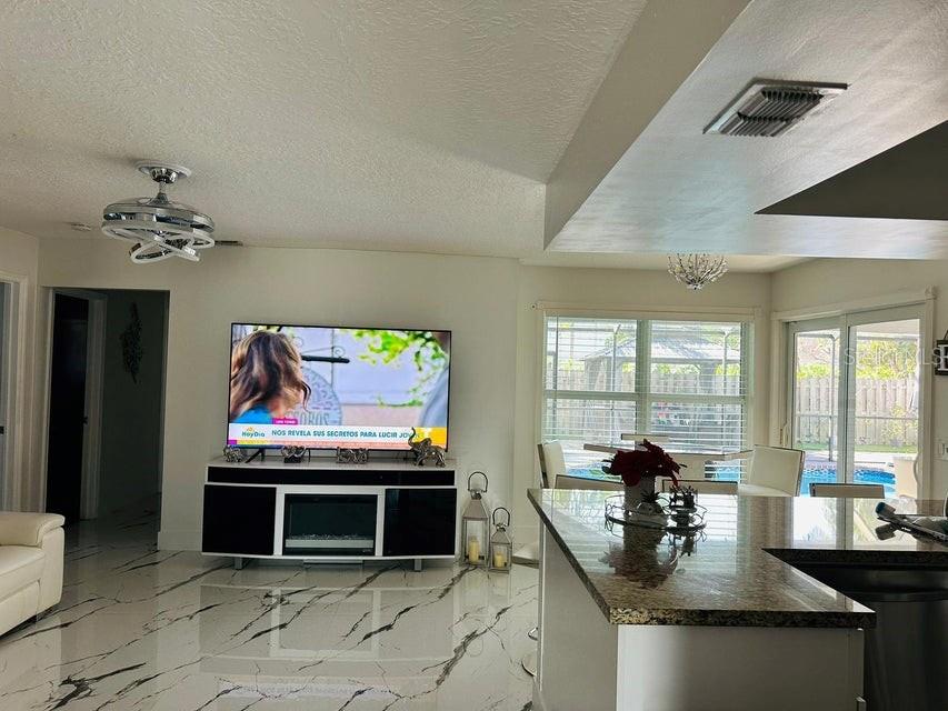 2695 STARWOOD CIRCLE, WEST PALM BEACH, FL, 33406