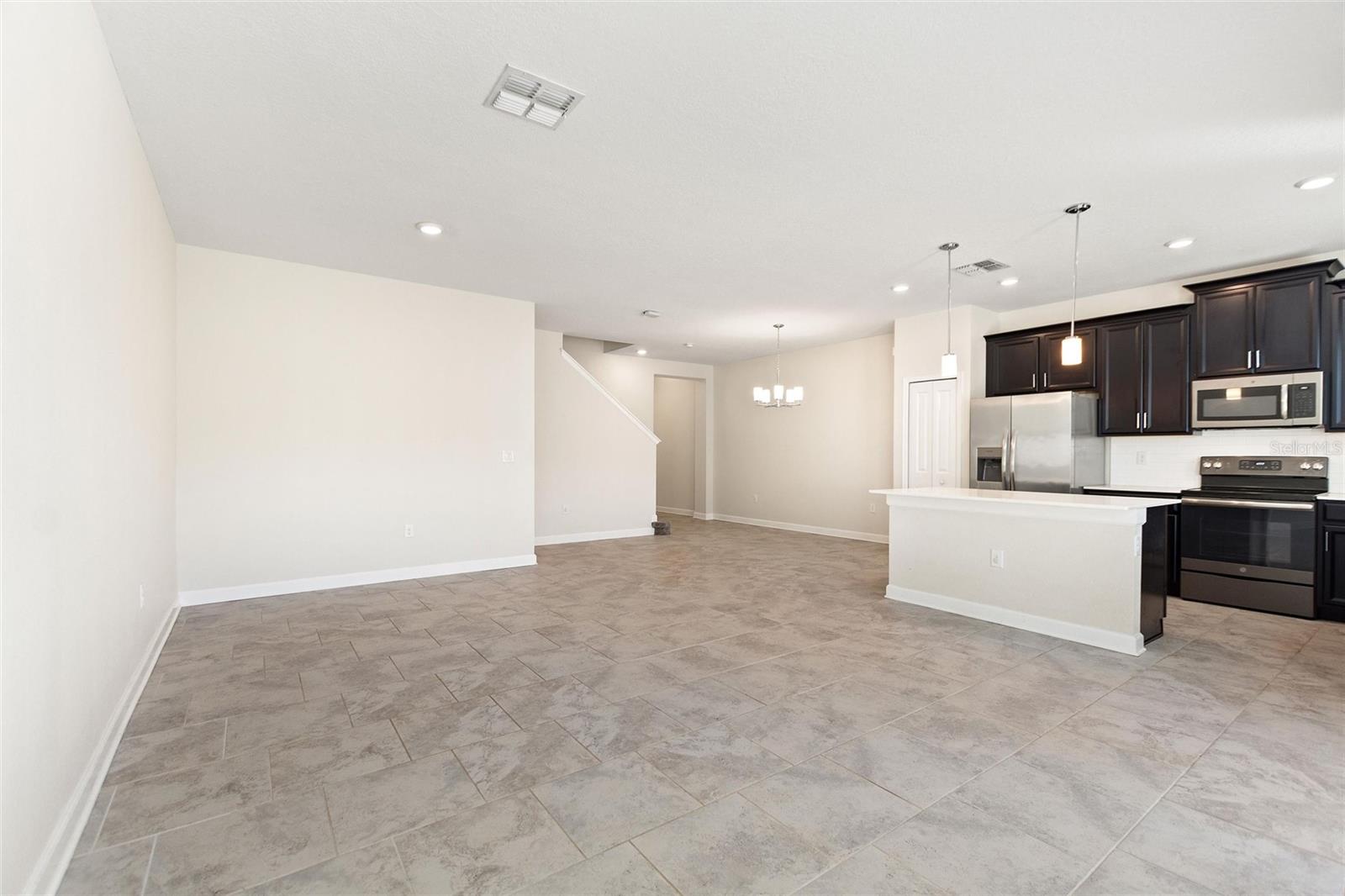 1204 PAYNE STEWART DR, DAVENPORT, FL, 33896