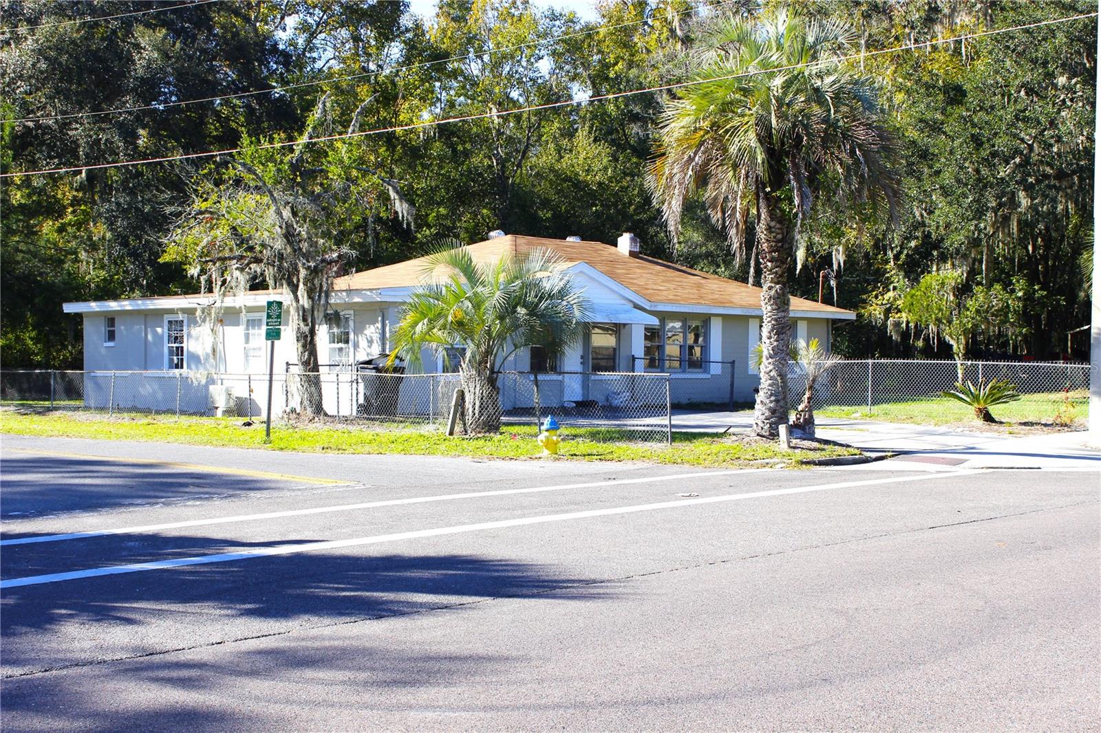2145 E UNIVERSITY AVE, GAINESVILLE, FL, 32641
