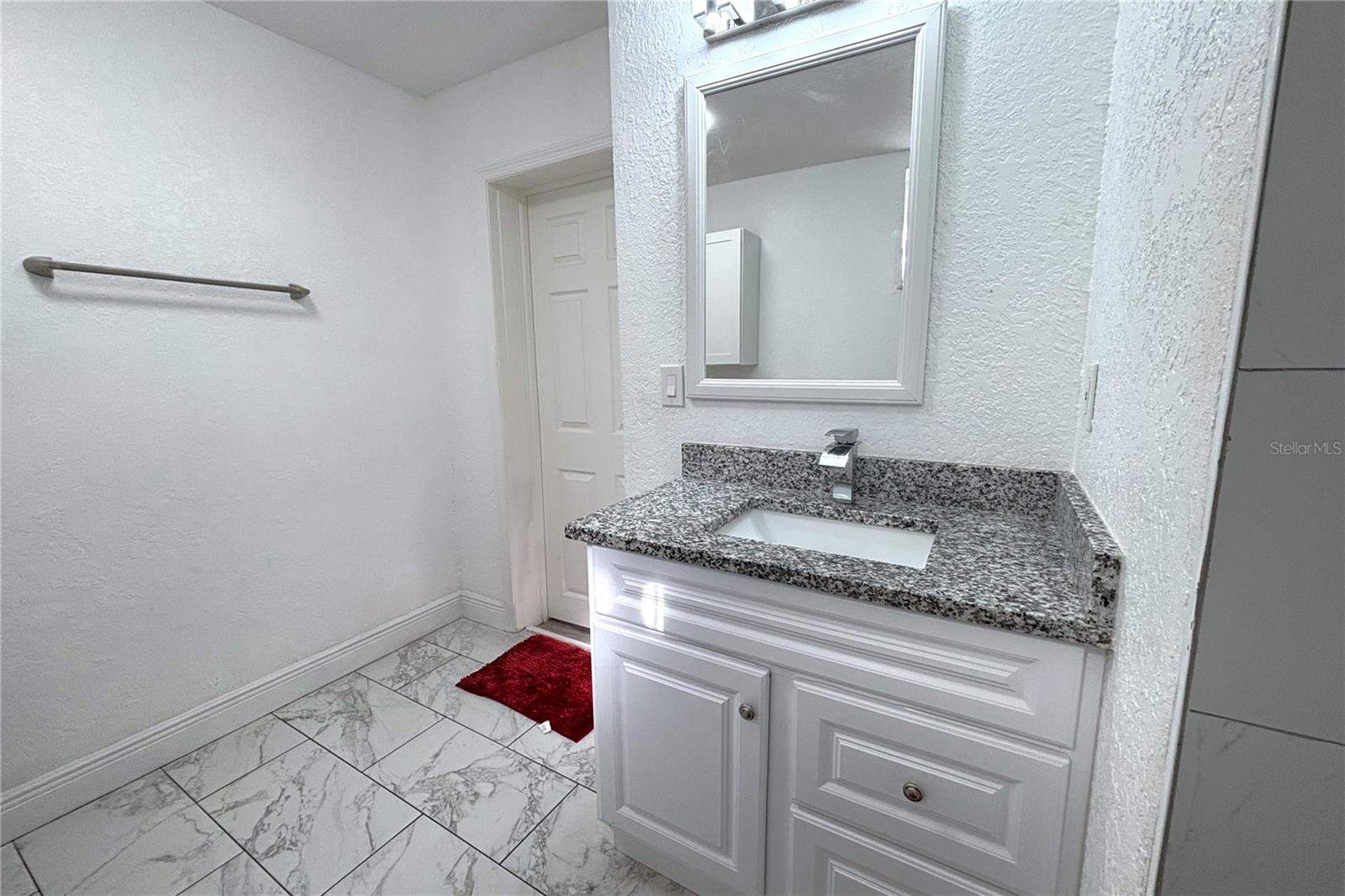 2145 E UNIVERSITY AVE, GAINESVILLE, FL, 32641