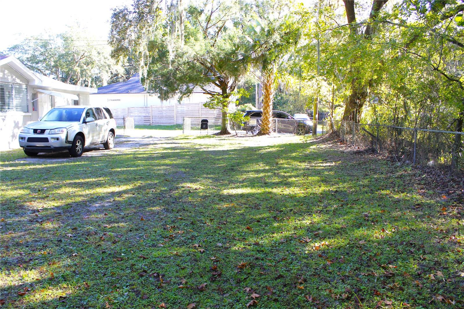 2145 E UNIVERSITY AVE, GAINESVILLE, FL, 32641