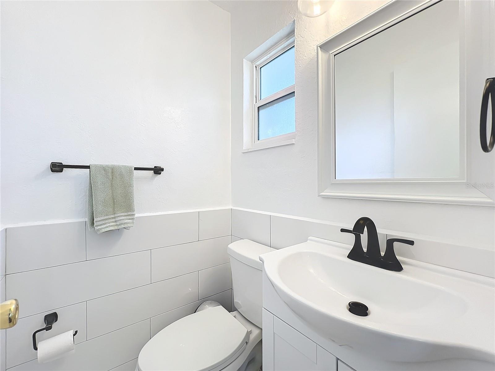 705 BEVERLY AVE, ALTAMONTE SPRINGS, FL, 32701