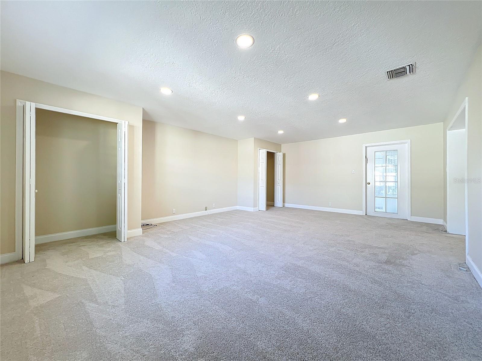 705 BEVERLY AVE, ALTAMONTE SPRINGS, FL, 32701