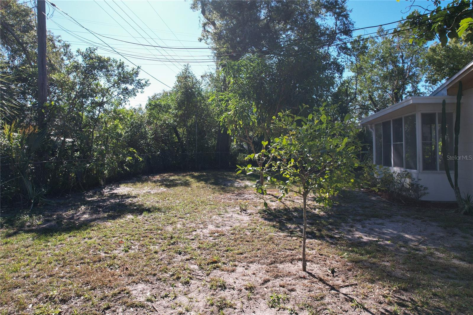 705 BEVERLY AVE, ALTAMONTE SPRINGS, FL, 32701