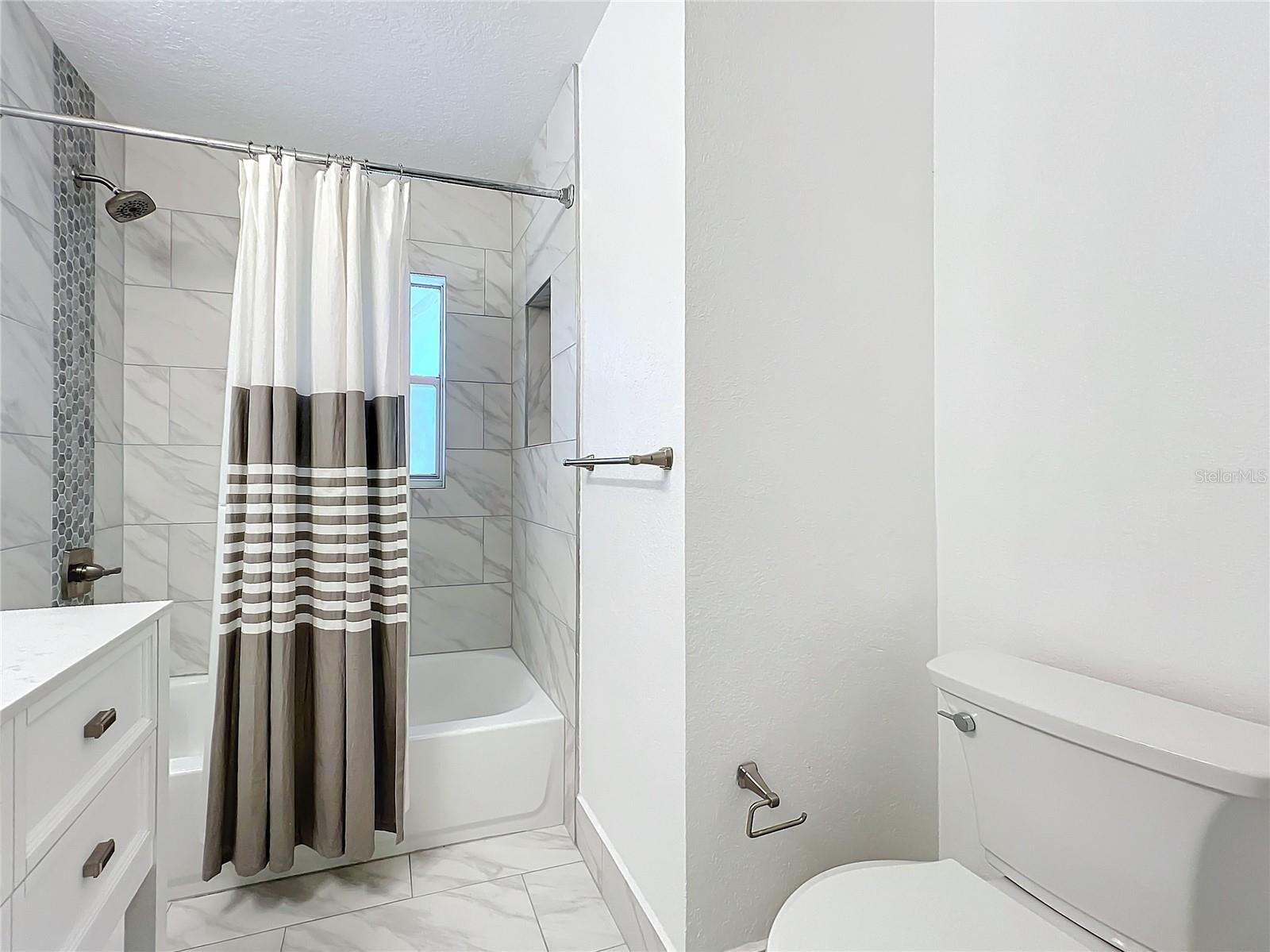705 BEVERLY AVE, ALTAMONTE SPRINGS, FL, 32701