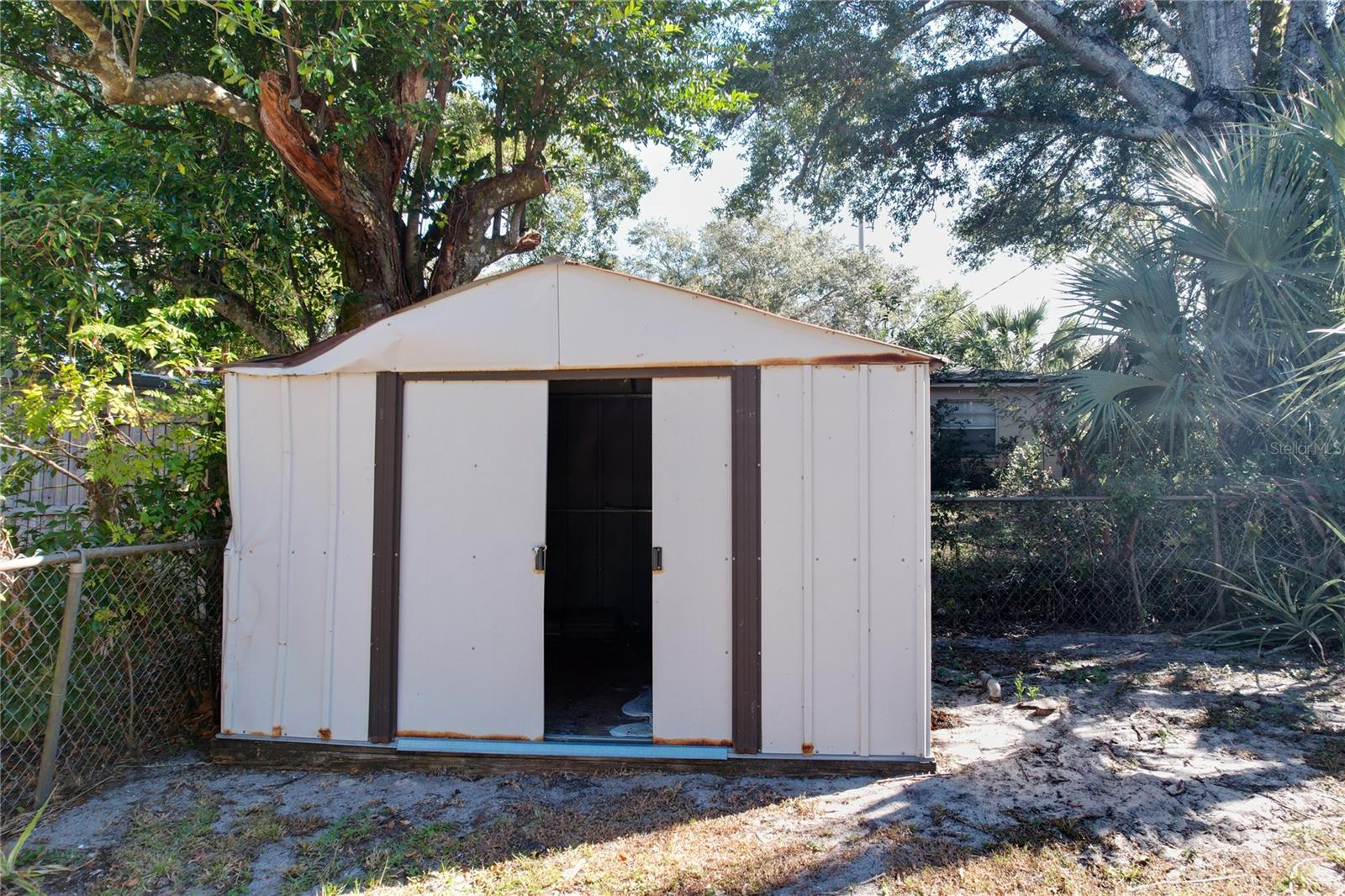 705 BEVERLY AVE, ALTAMONTE SPRINGS, FL, 32701