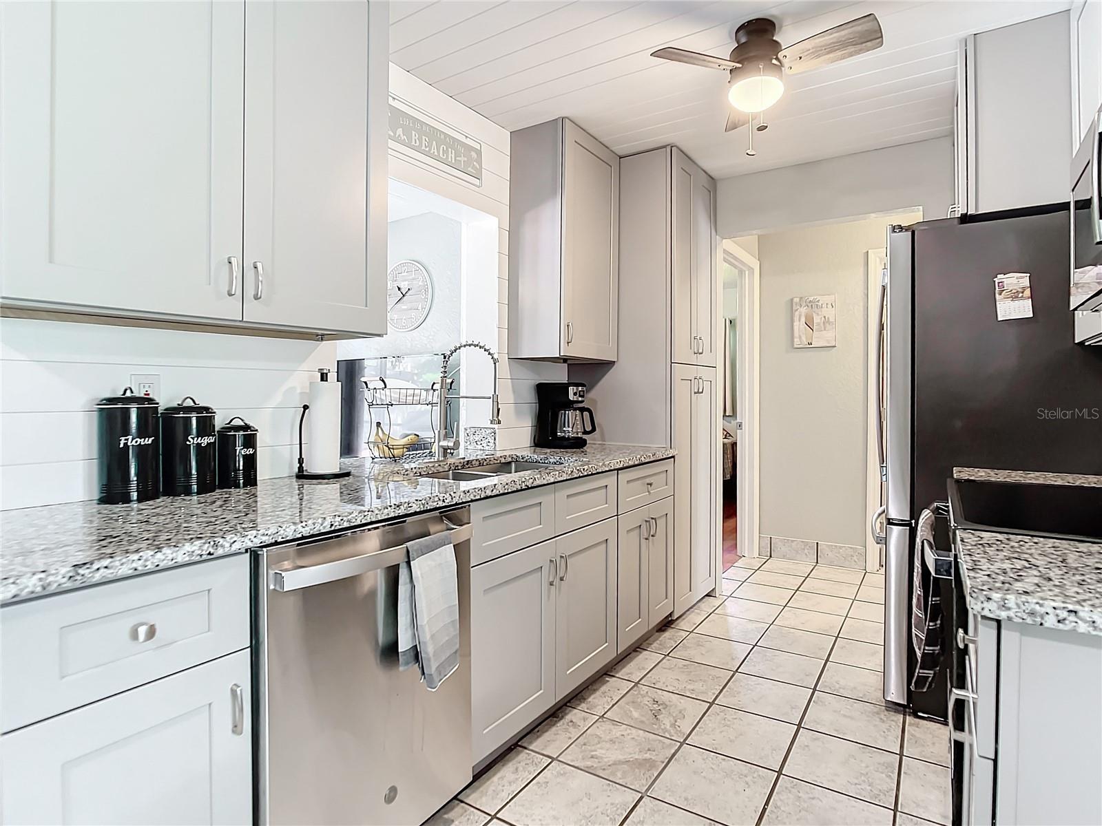14454 NW CHAMBERLAIN BLVD, PORT CHARLOTTE, FL, 33953
