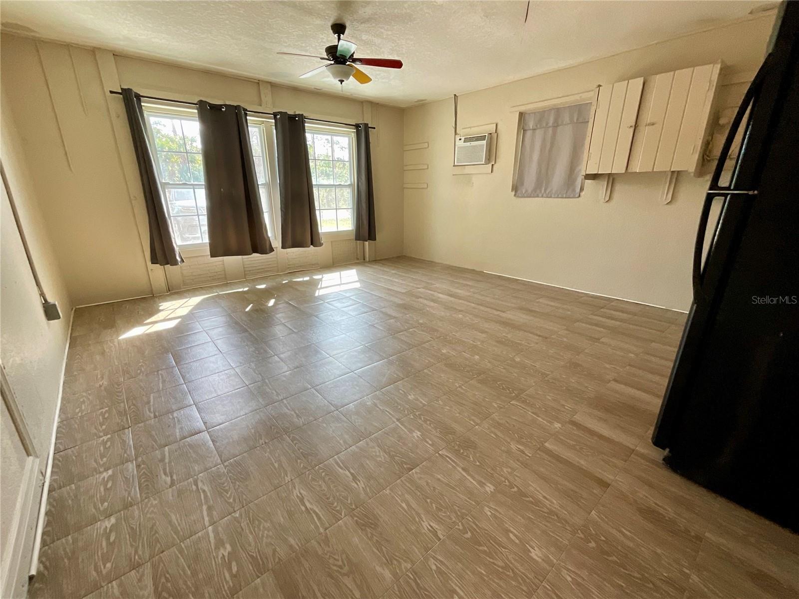 14454 NW CHAMBERLAIN BLVD, PORT CHARLOTTE, FL, 33953