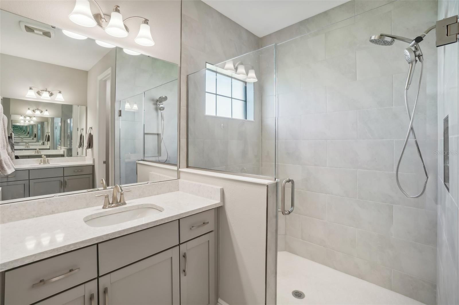 8303 DOVE BOG TER, PARRISH, FL, 34219