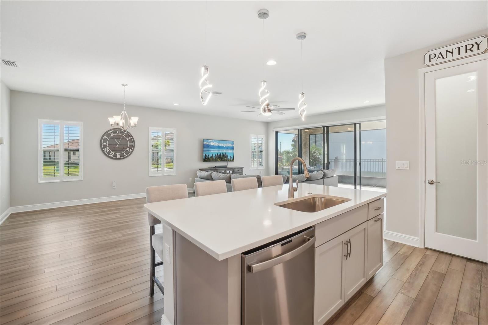 8303 DOVE BOG TER, PARRISH, FL, 34219