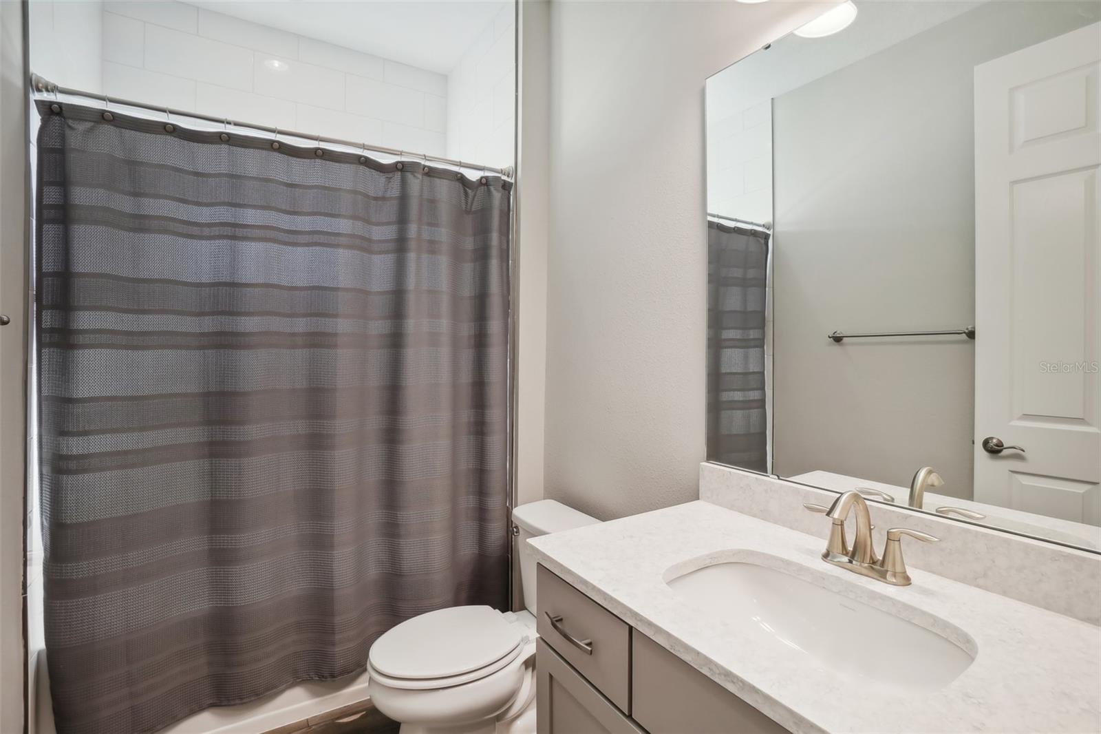8303 DOVE BOG TER, PARRISH, FL, 34219