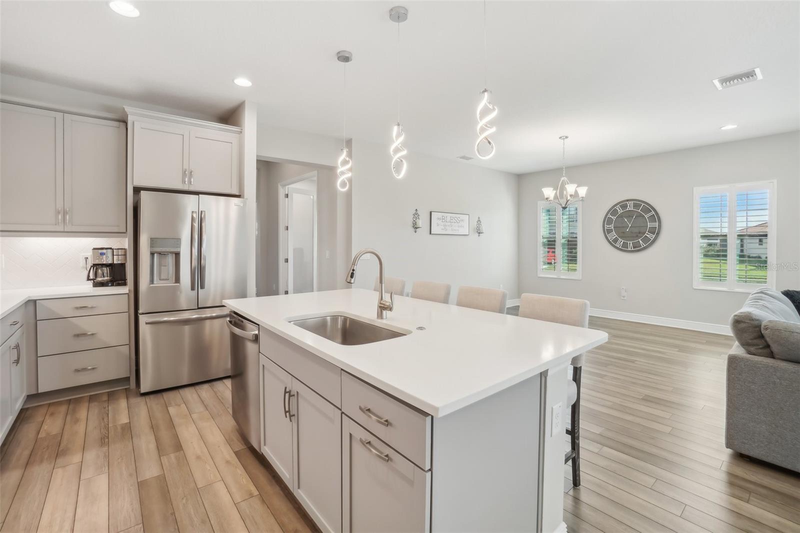 8303 DOVE BOG TER, PARRISH, FL, 34219