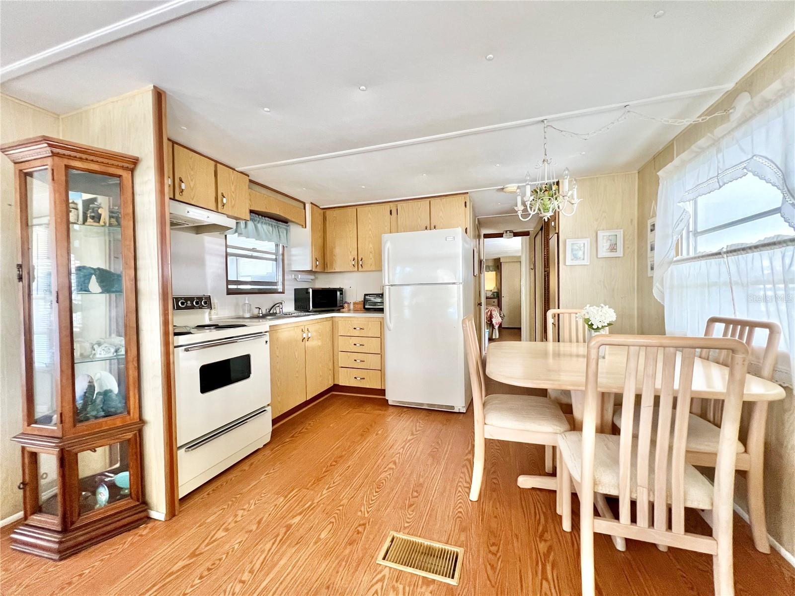 18675 US HIGHWAY 19 N #232, CLEARWATER, FL, 33764